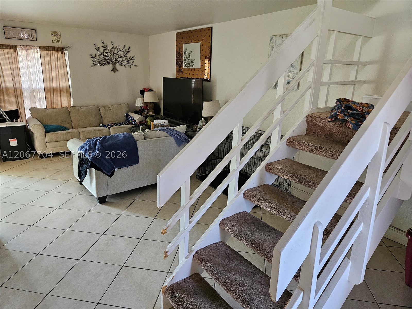 517 SW 1st Ct — photo