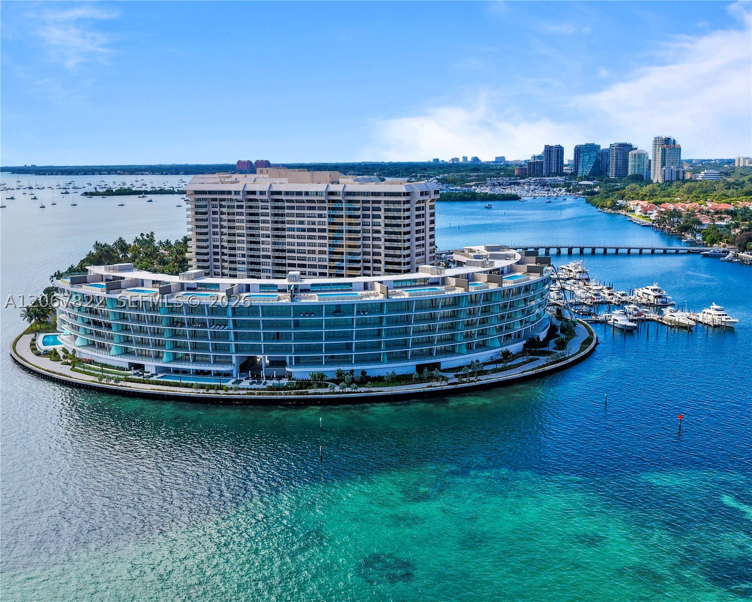5 Grove Isle Dr M502 — photo