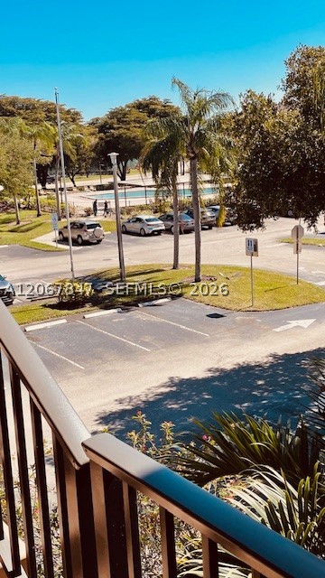950 SW 138th Ave 314B — photo