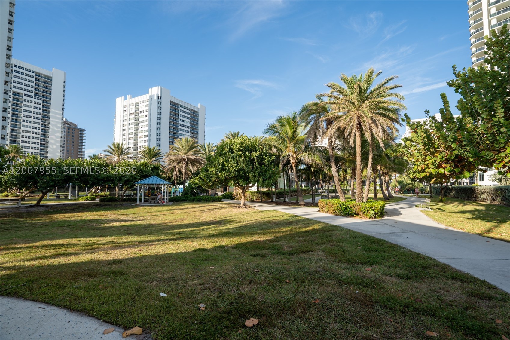 1849 S Ocean Dr 1509 — photo