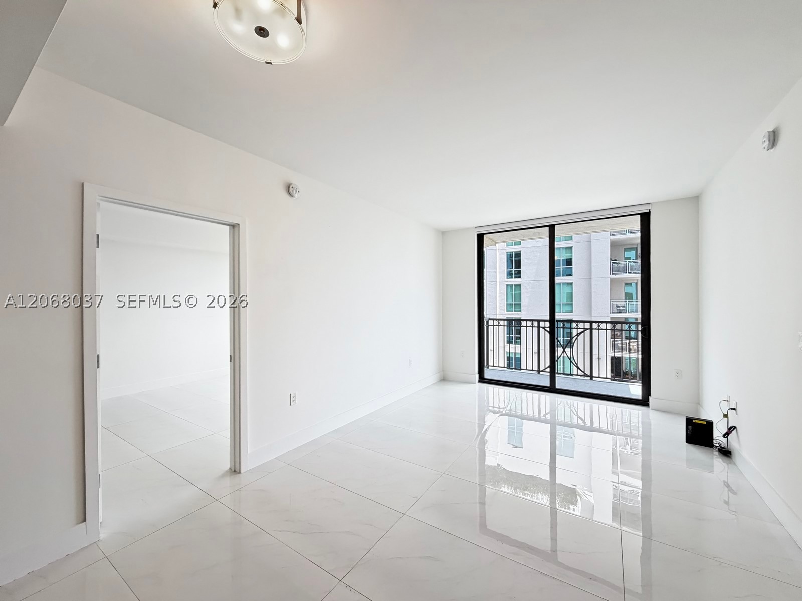 301 Altara Ave 609 — photo