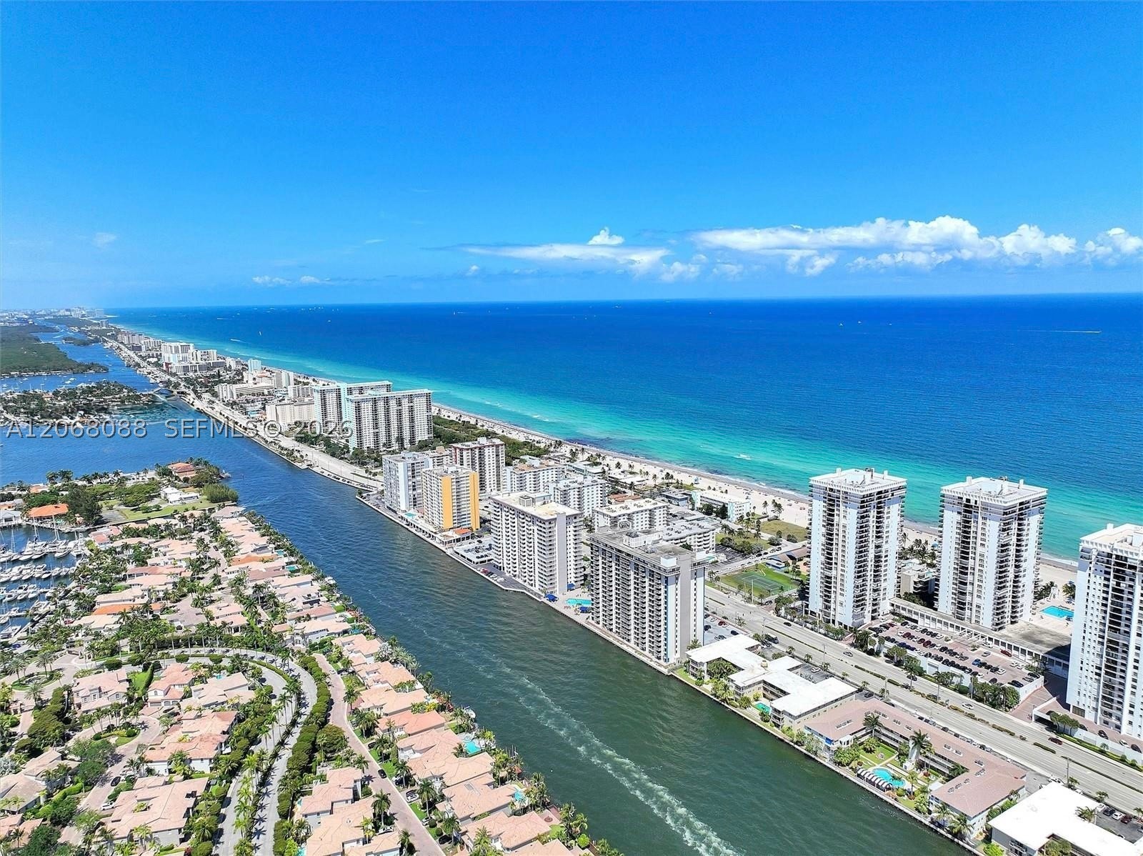 1600 S Ocean Dr 14F — photo