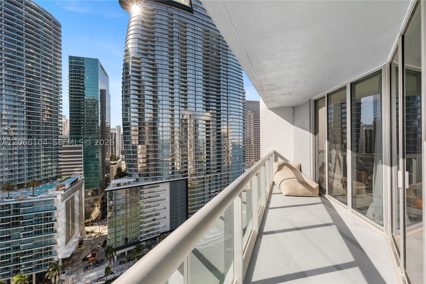465 Brickell Ave 2504 — photo