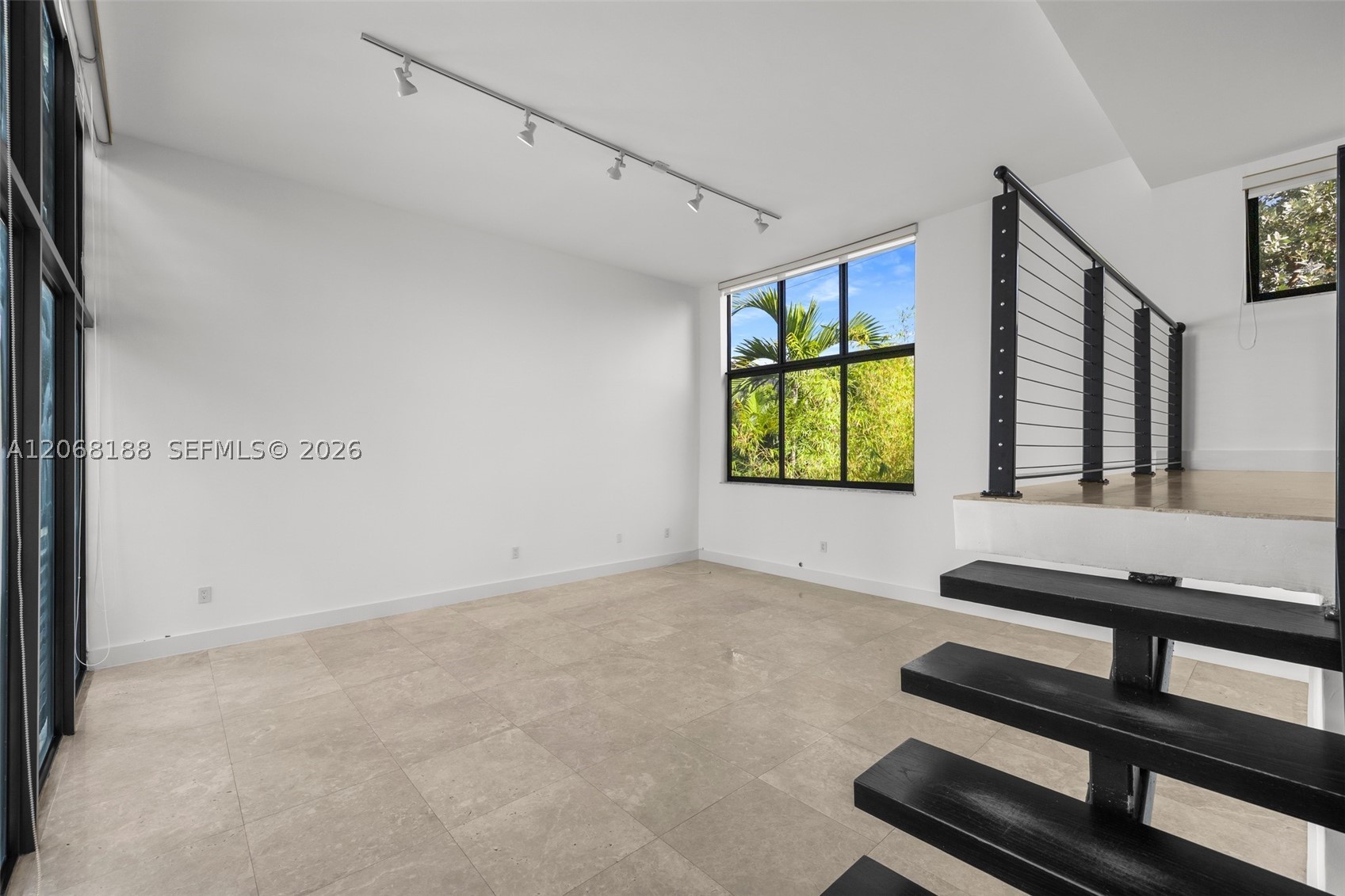 225 E Enid Dr 44 — photo