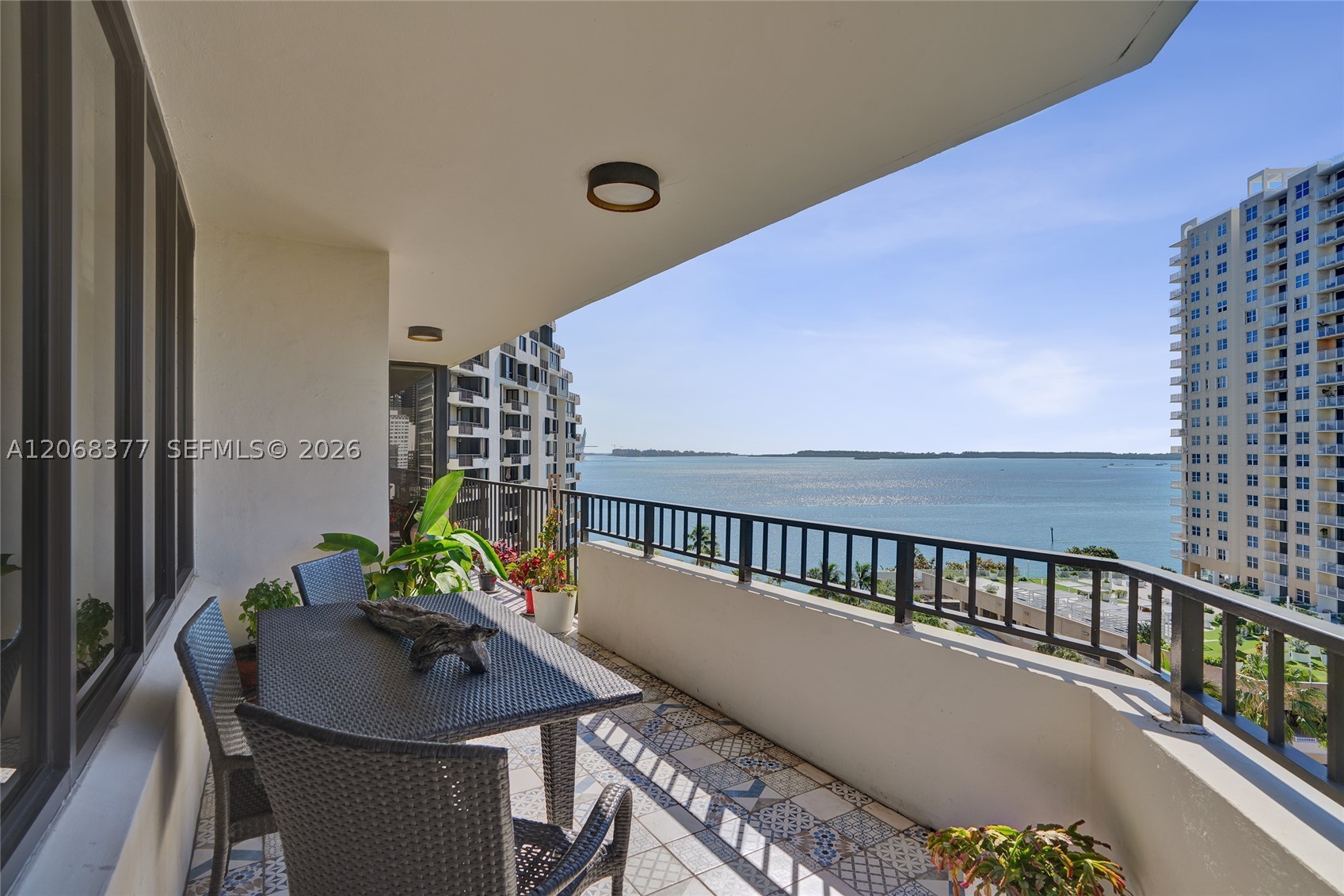 520 Brickell Key Dr a1015 — photo