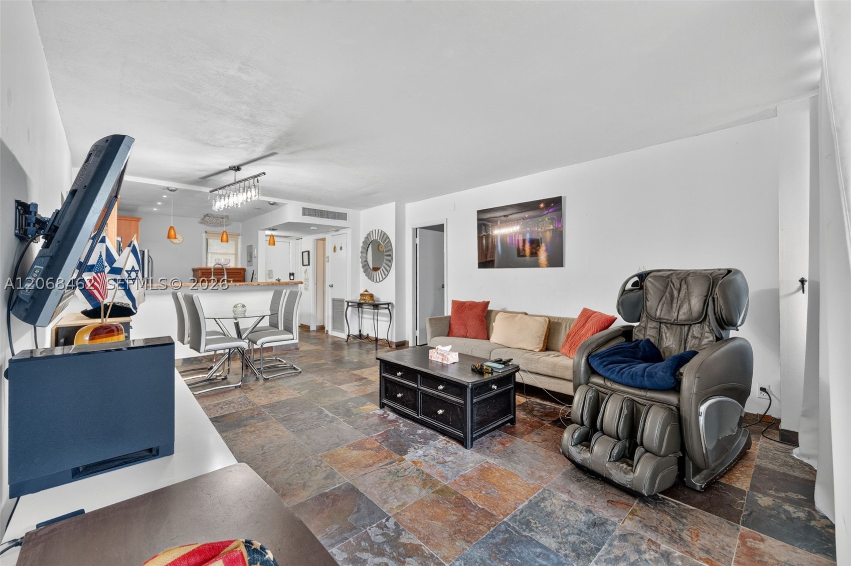 3301 N Country Club Dr 110 — photo