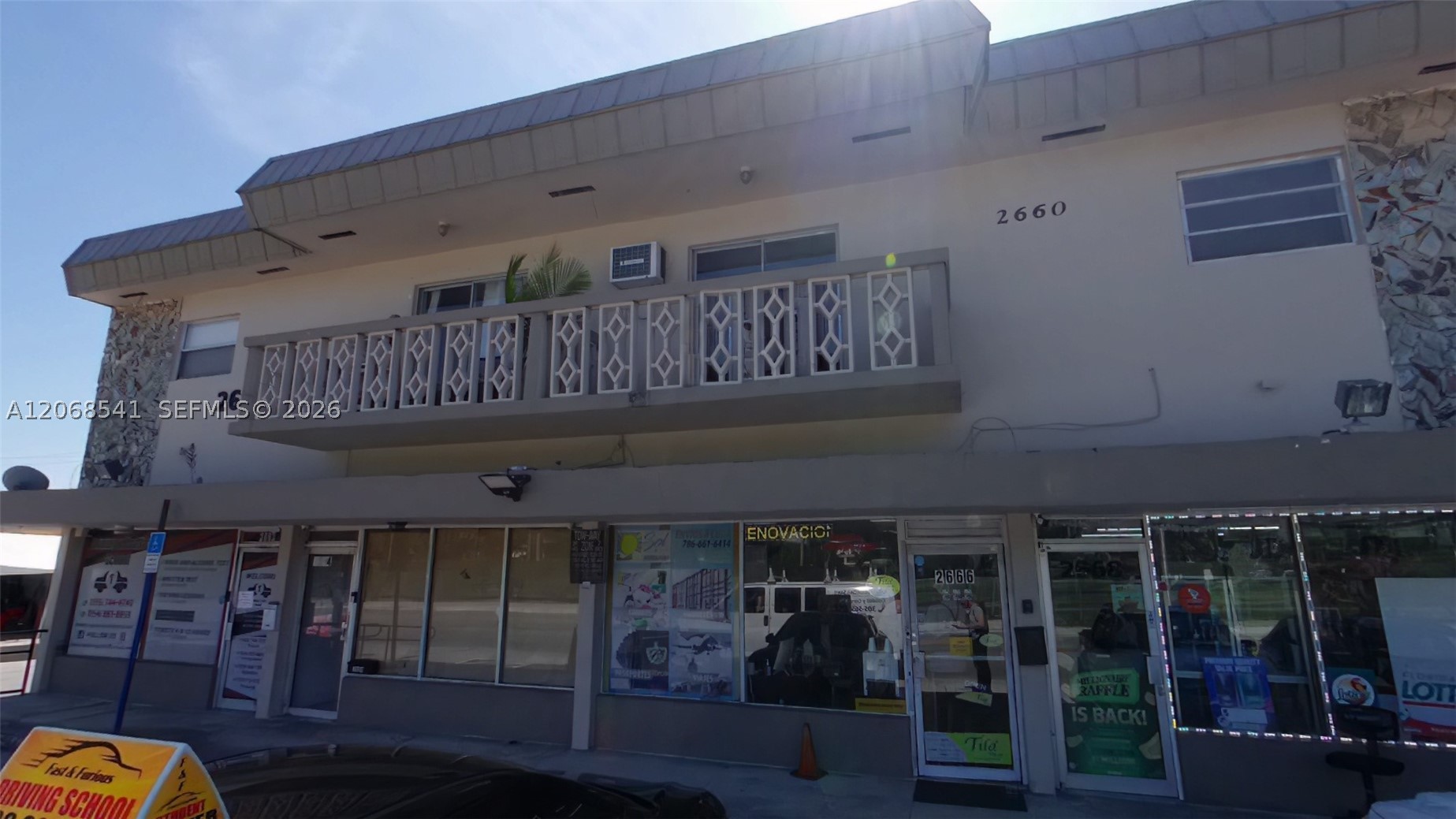 2662 Palm Ave 2662 — photo