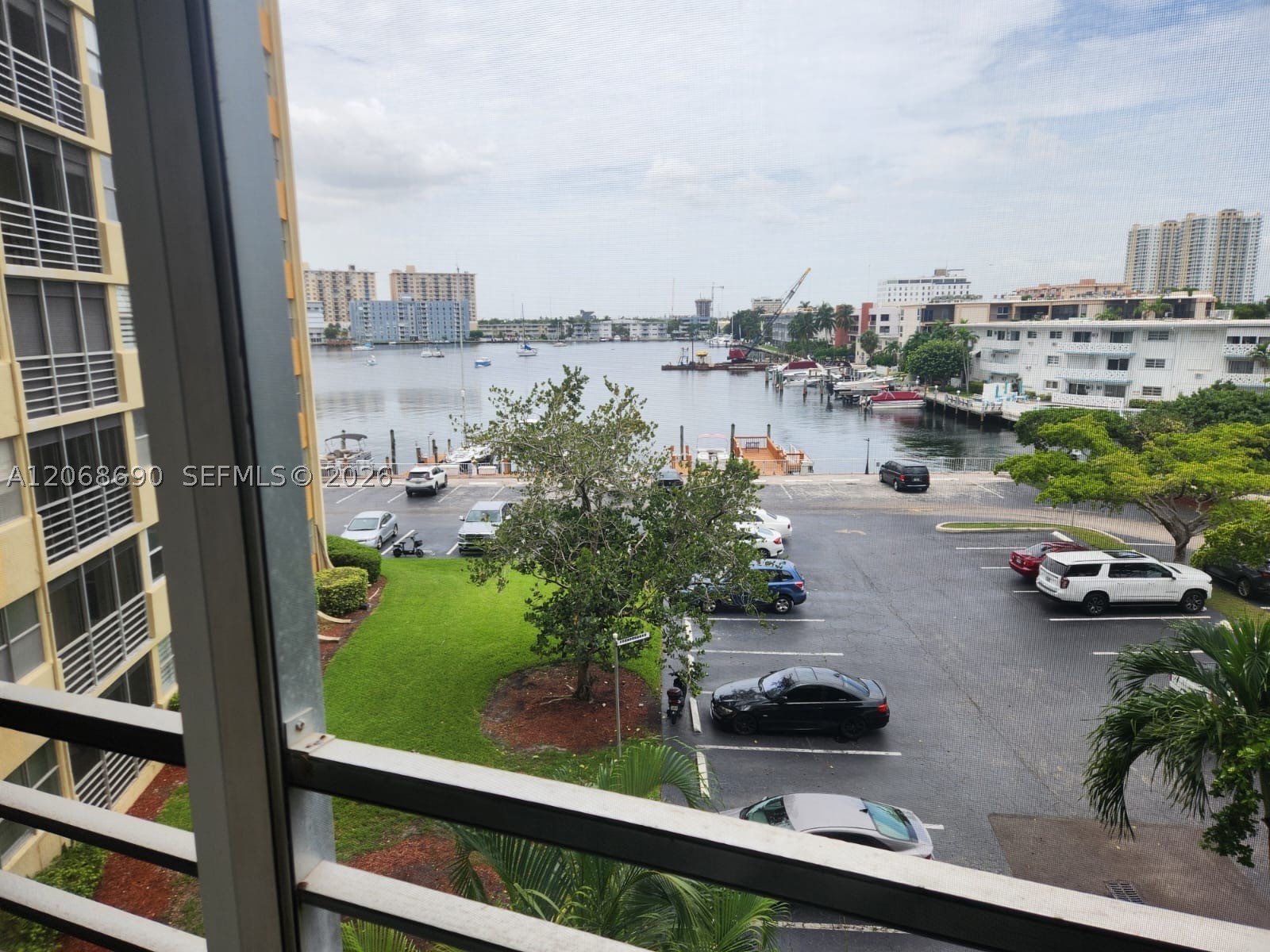 100 Golden Isles Dr 409 — photo
