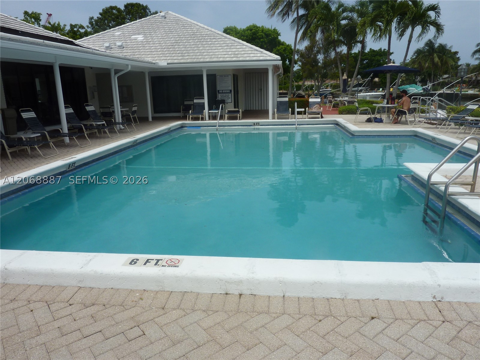 180 Cypress Club Dr 811 — photo