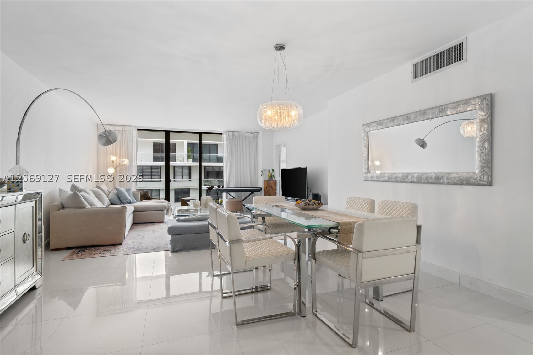 9801 Collins Ave 20V — photo