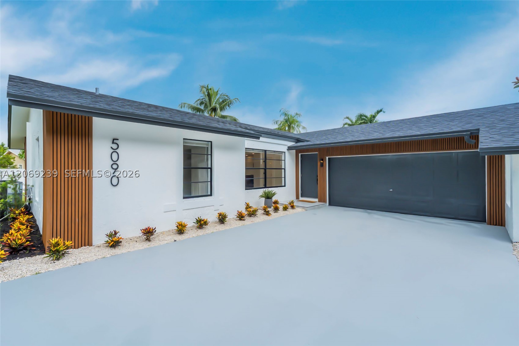 Home in Margate, FL 33068 — photo 2