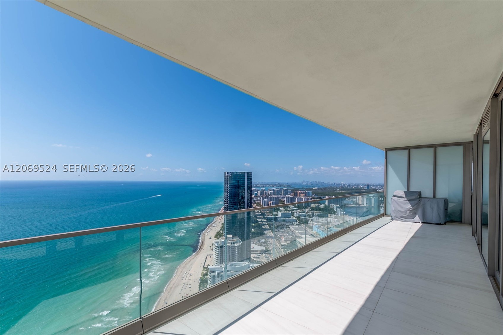 18975 Collins Ave 5403 — photo