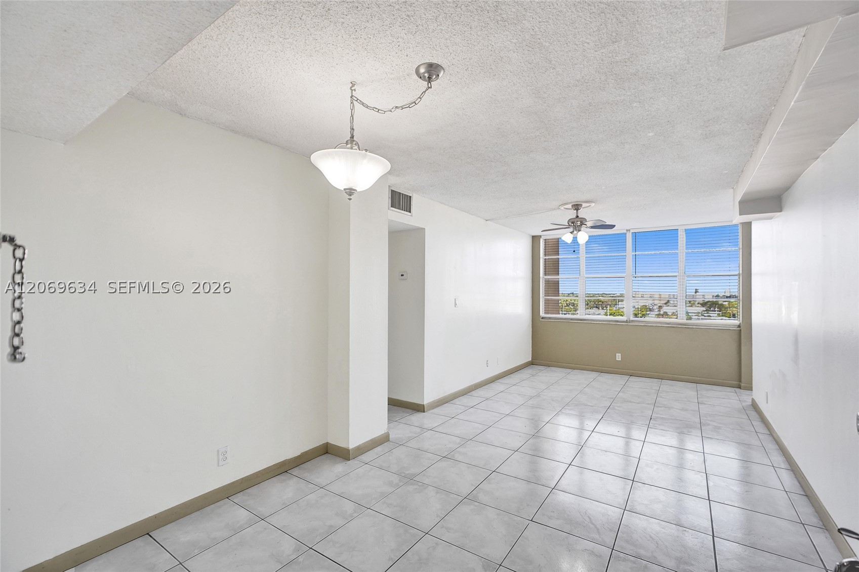 2025 NE 164th St 710 — photo