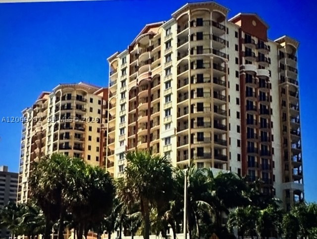 2011 N Ocean Blvd 602 — photo