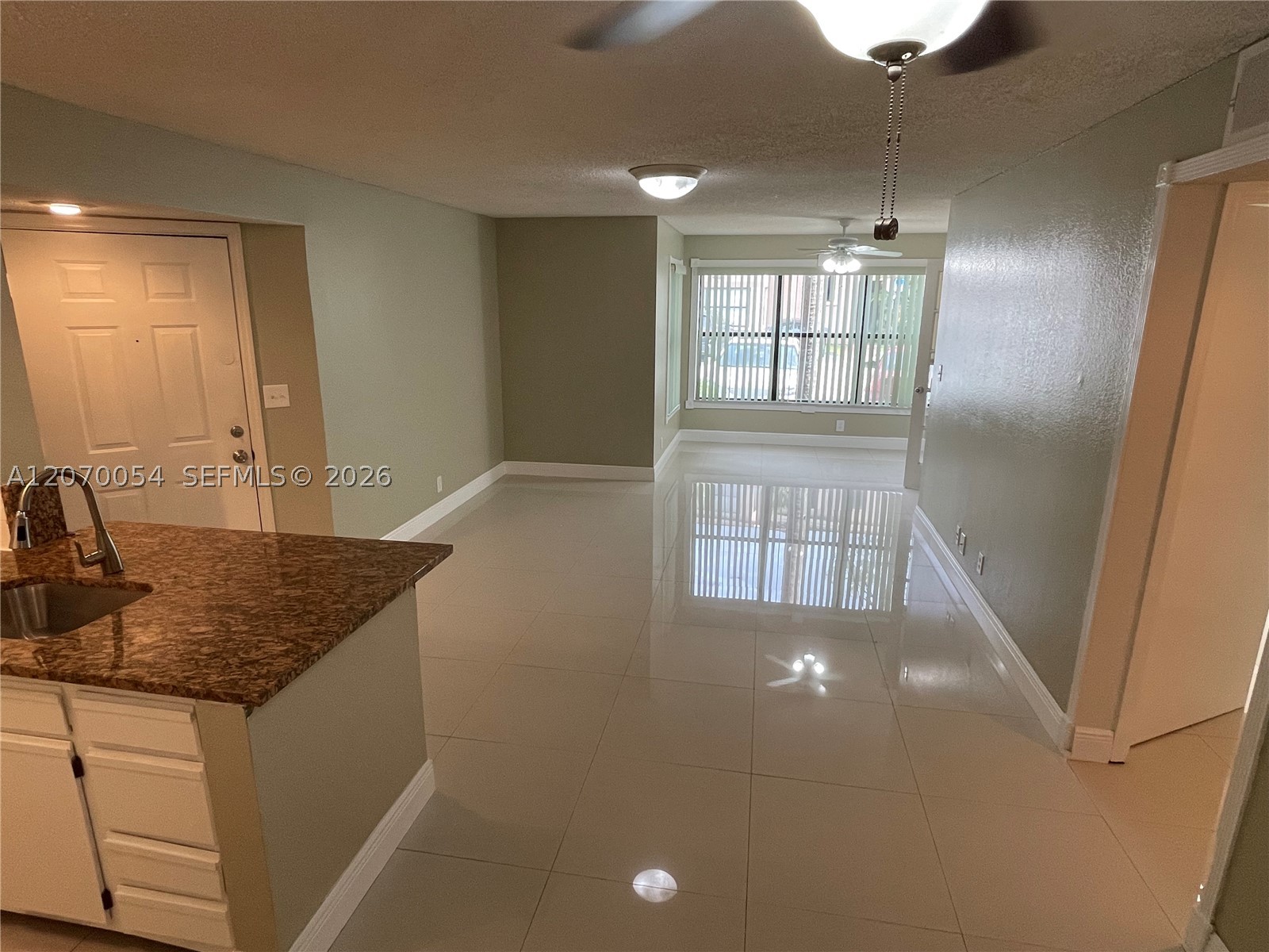 2826 S University Dr 3101 — photo