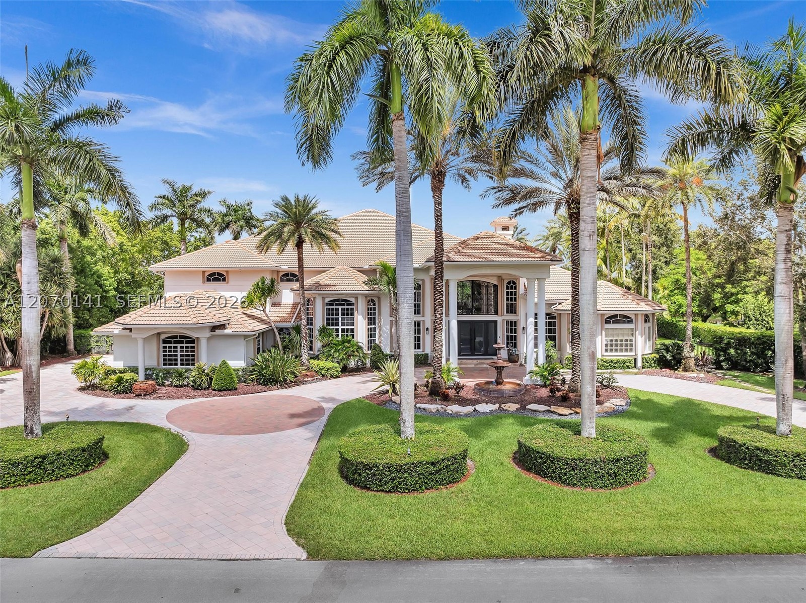 3828 Pine Lake Dr — photo