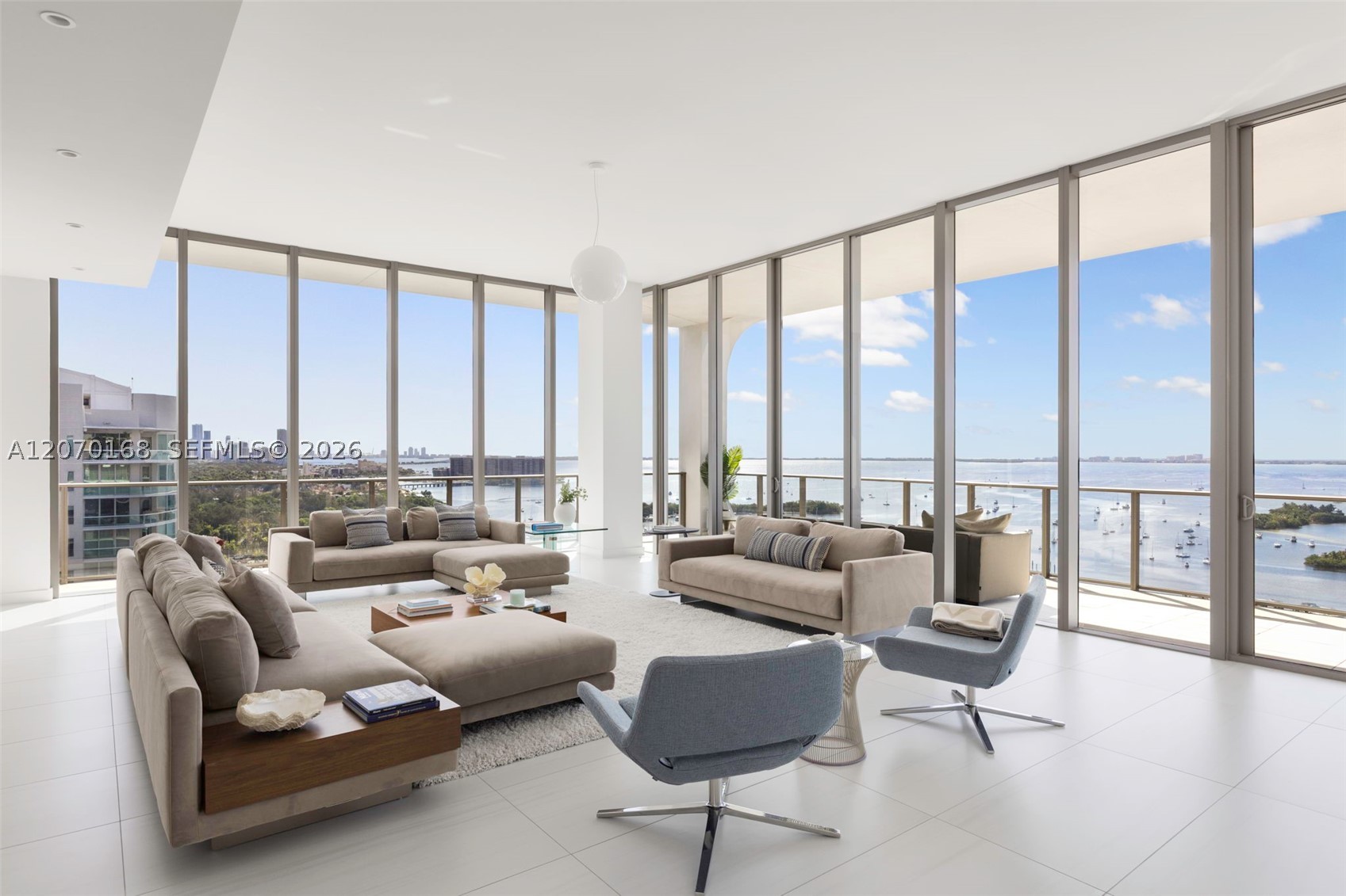 2655 S Bayshore Dr 1801-02 — photo