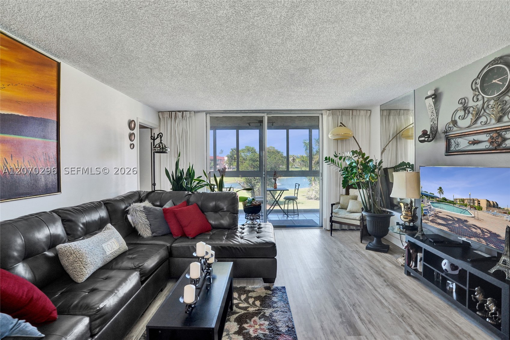 9461 Sunrise Lakes Blvd 208 — photo