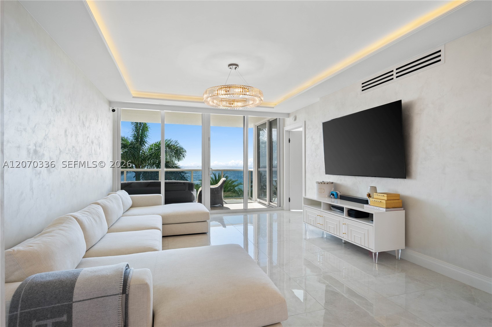 19111 Collins Ave 403 — photo