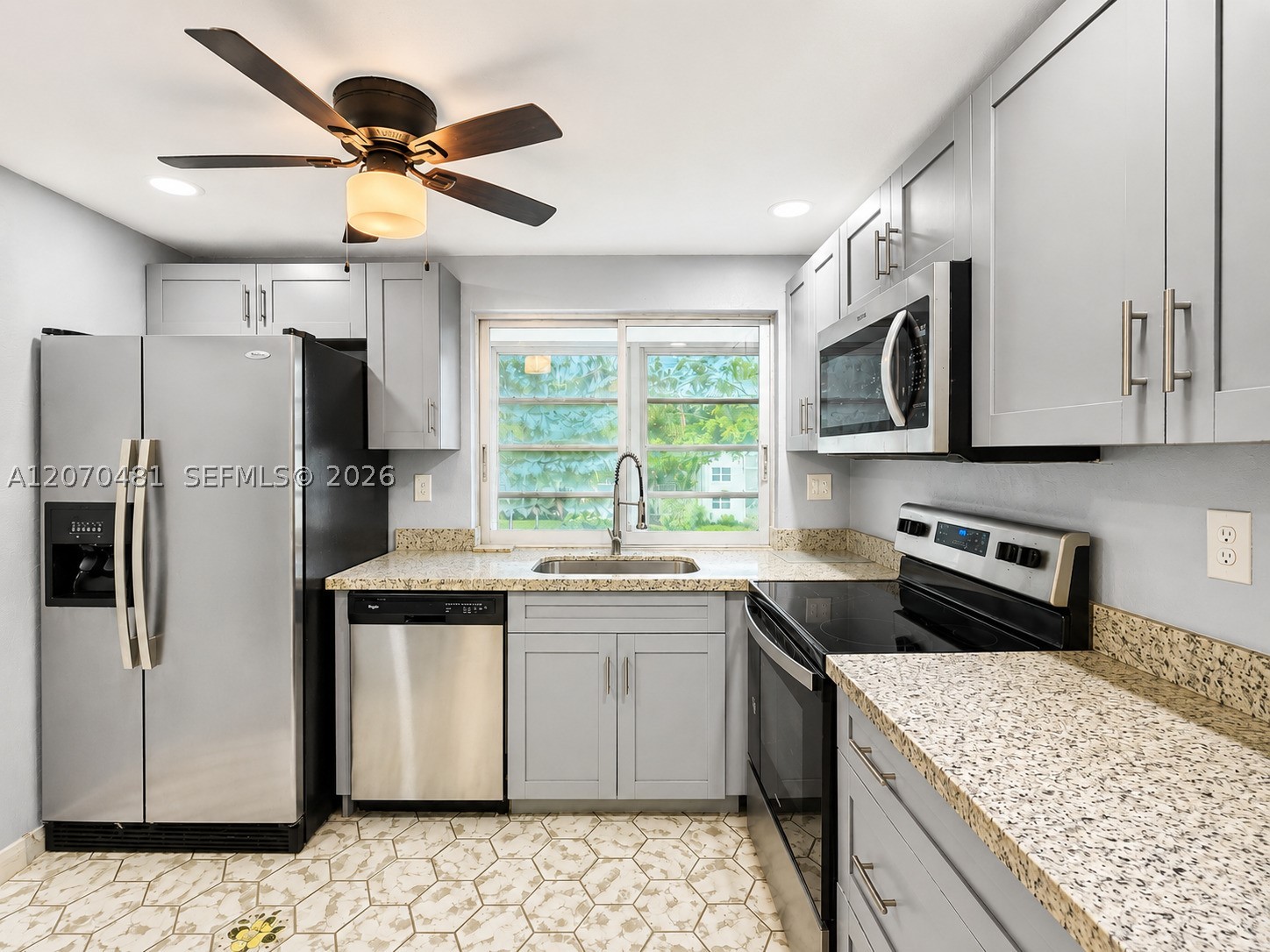9101 Lime Bay Blvd 315 — photo