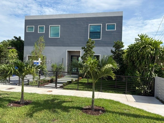 2239 SW 14th St — photo