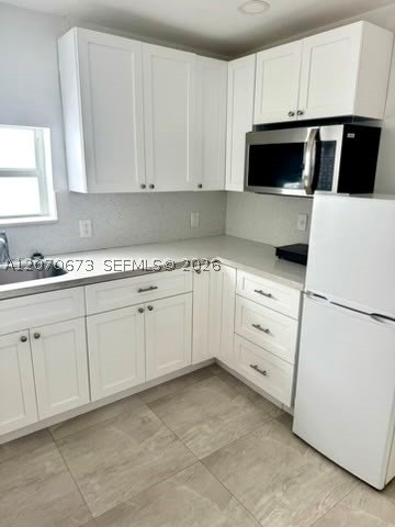 6201 SW 37 Ct 3B — photo