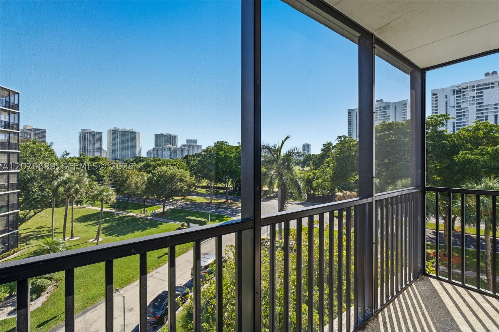 3401 N Country Club Dr 519 — photo