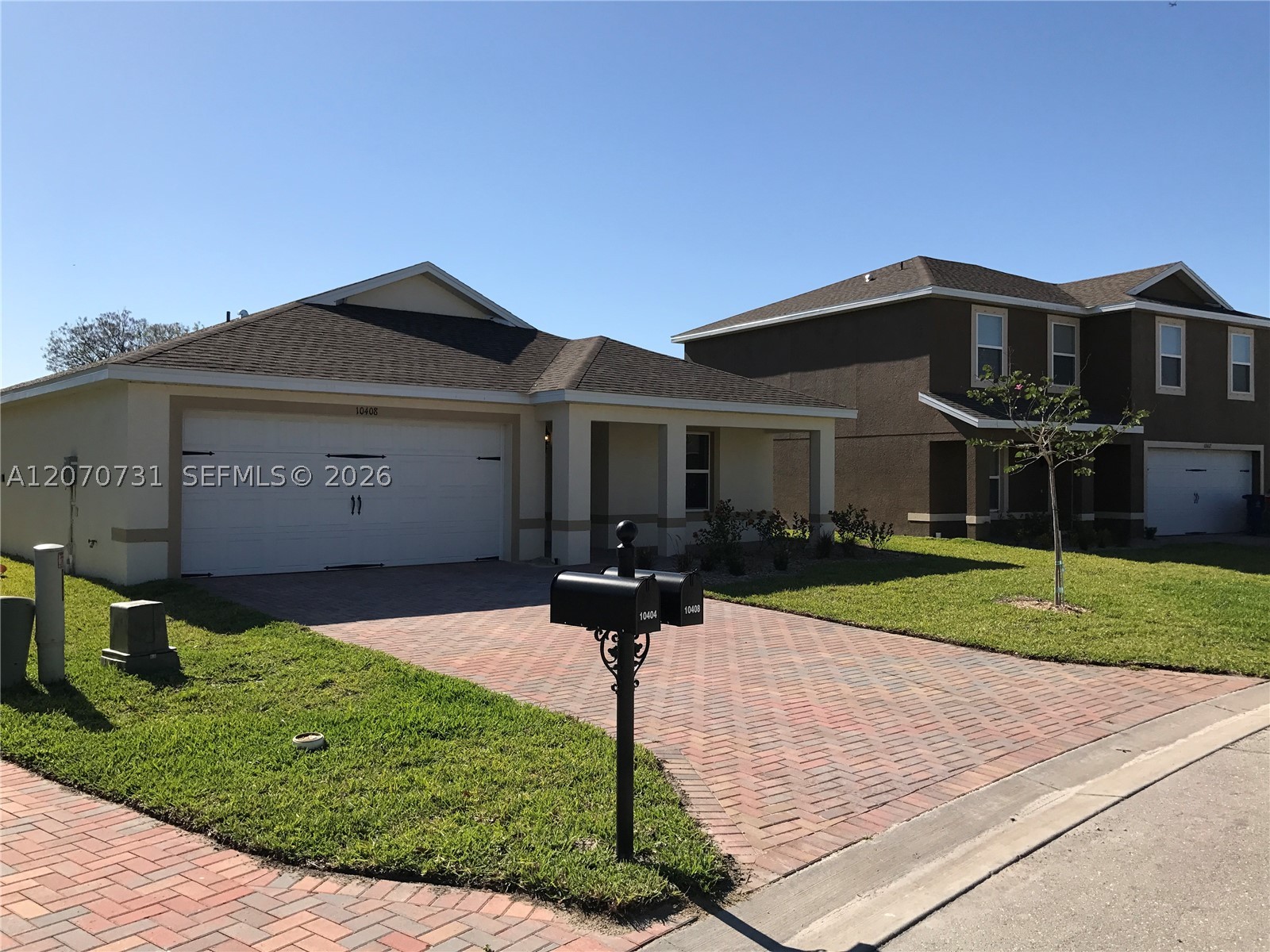 10408 Canal Brook Ln 10408 — photo