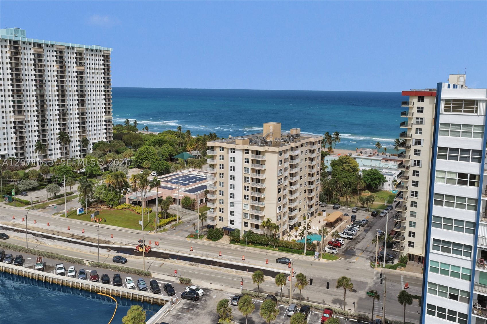 1401 S Ocean Dr 302 — photo