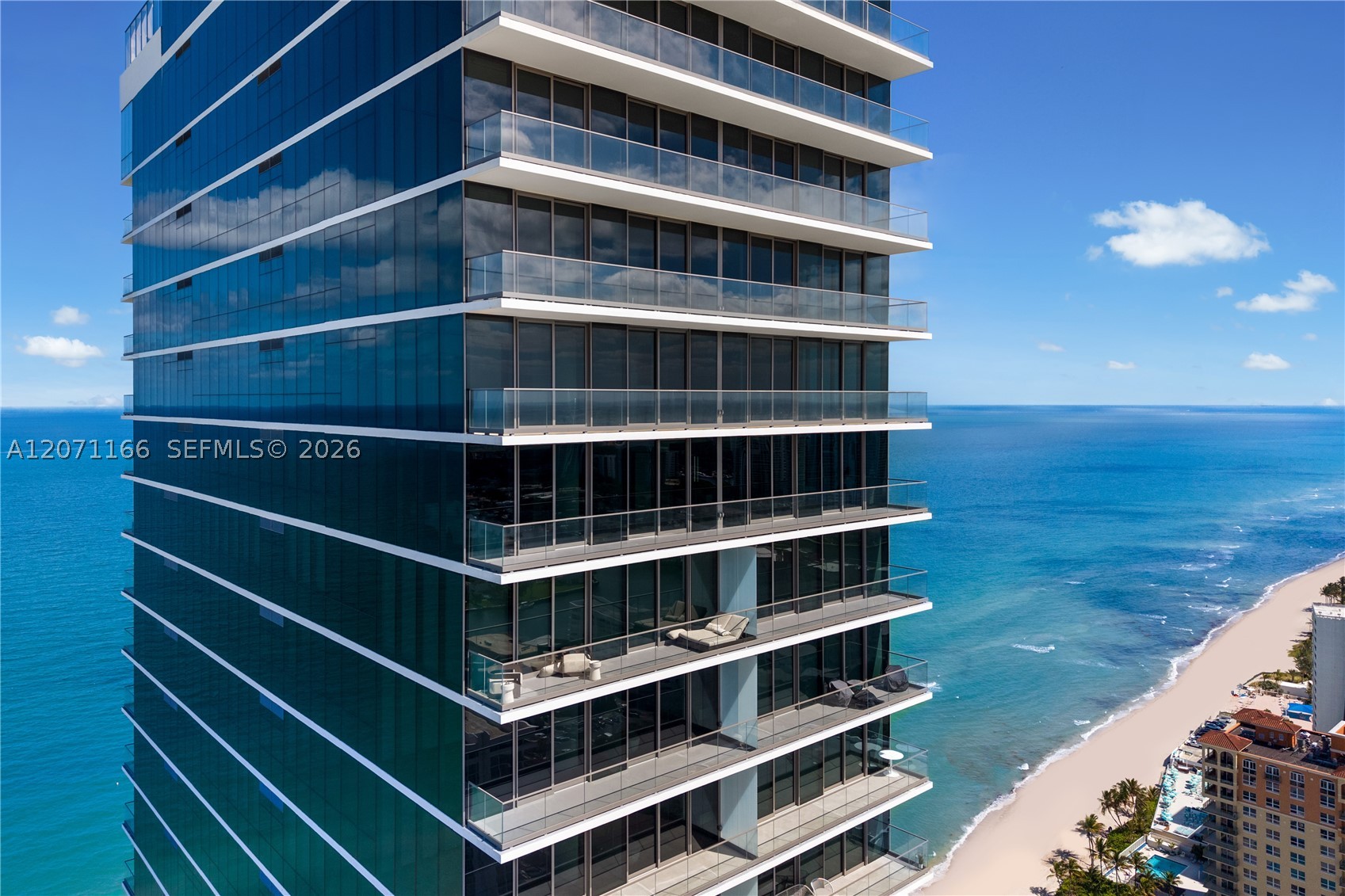 2000 S Ocean Dr 20a — photo