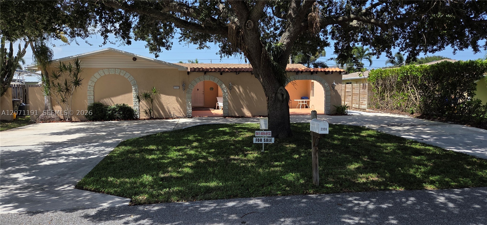 2359 N Wallen Dr — photo