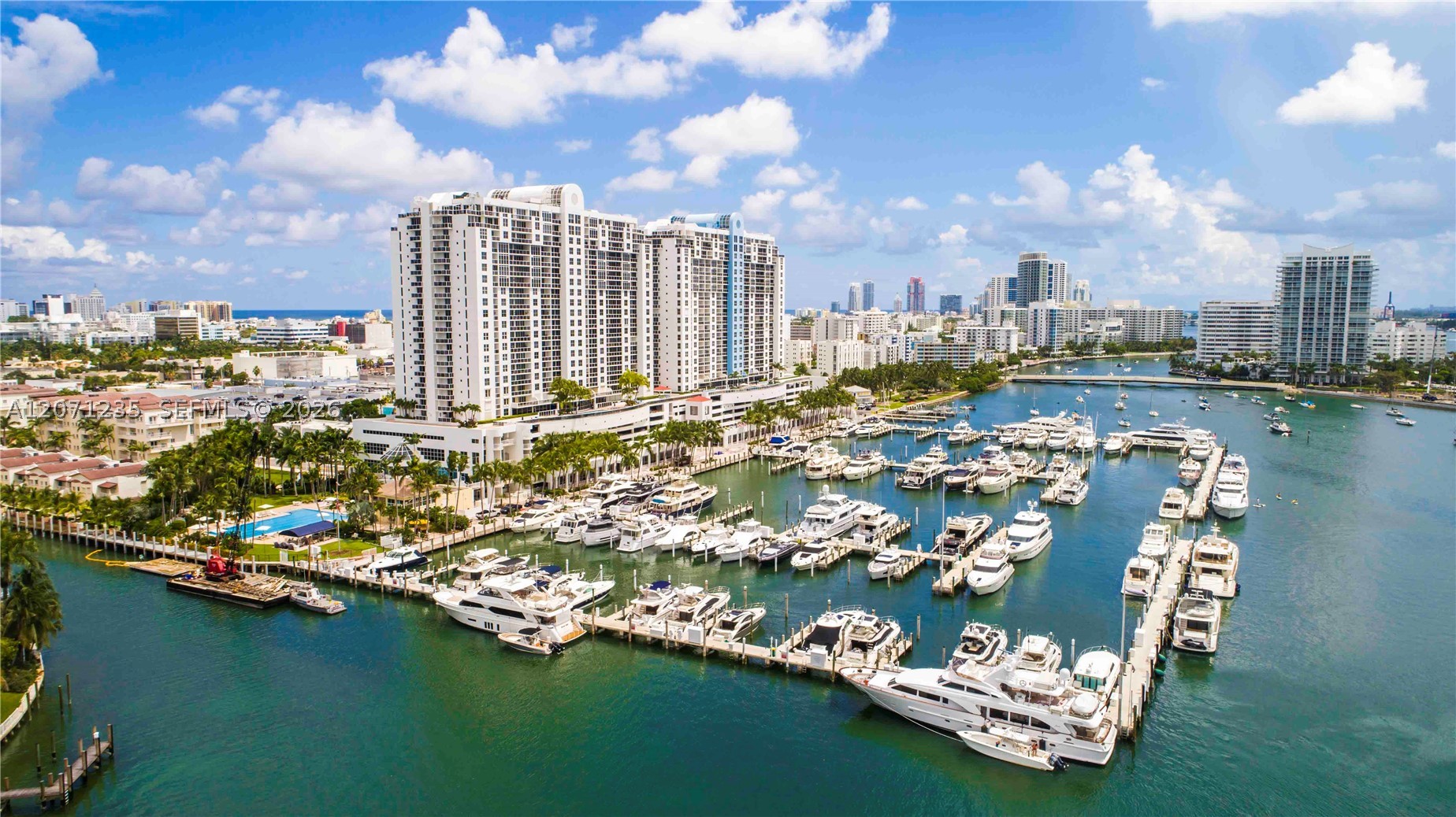 1800 Sunset Harbour Dr 2409 — photo
