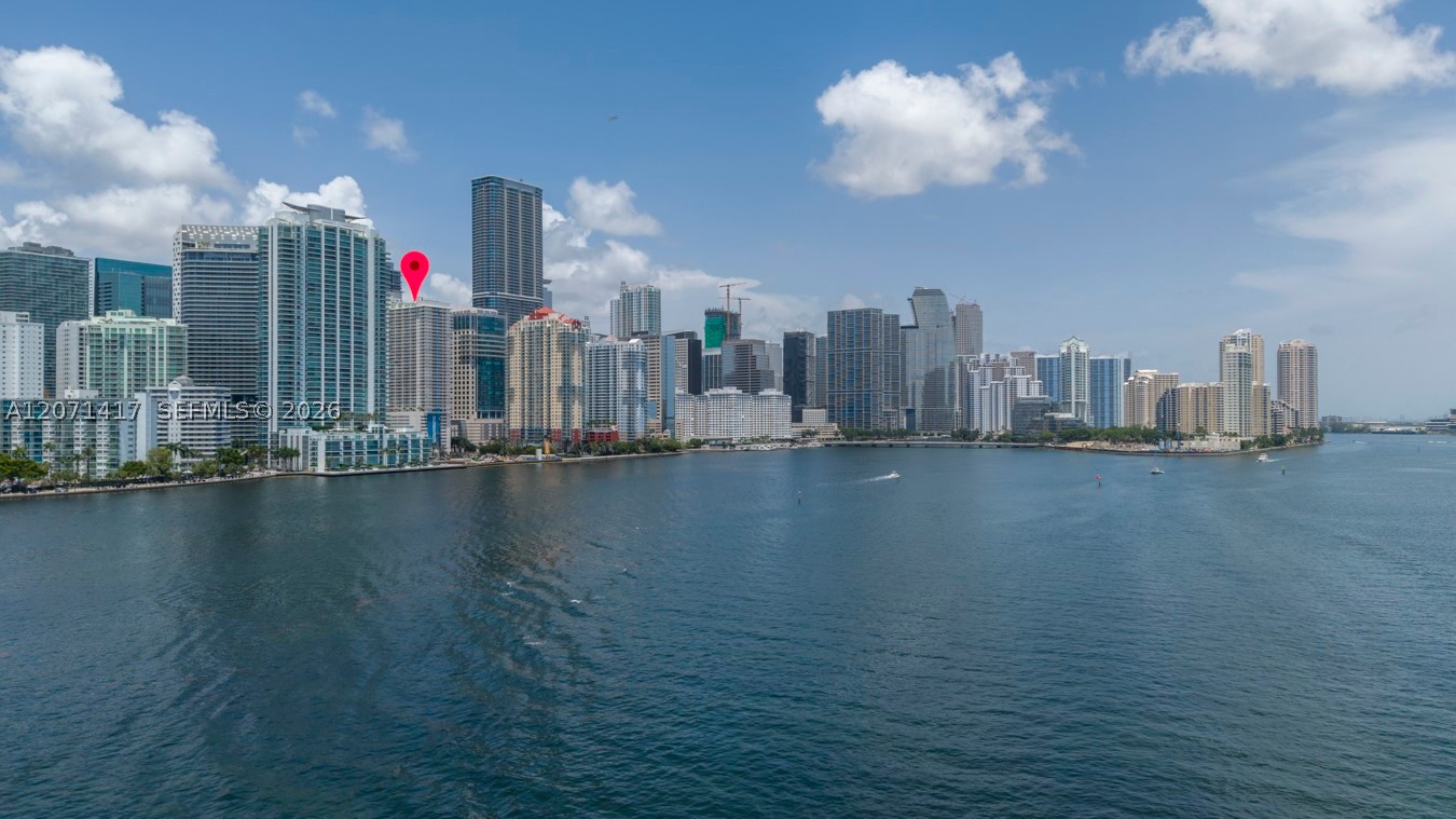 1200 Brickell Bay Dr 3310 — photo