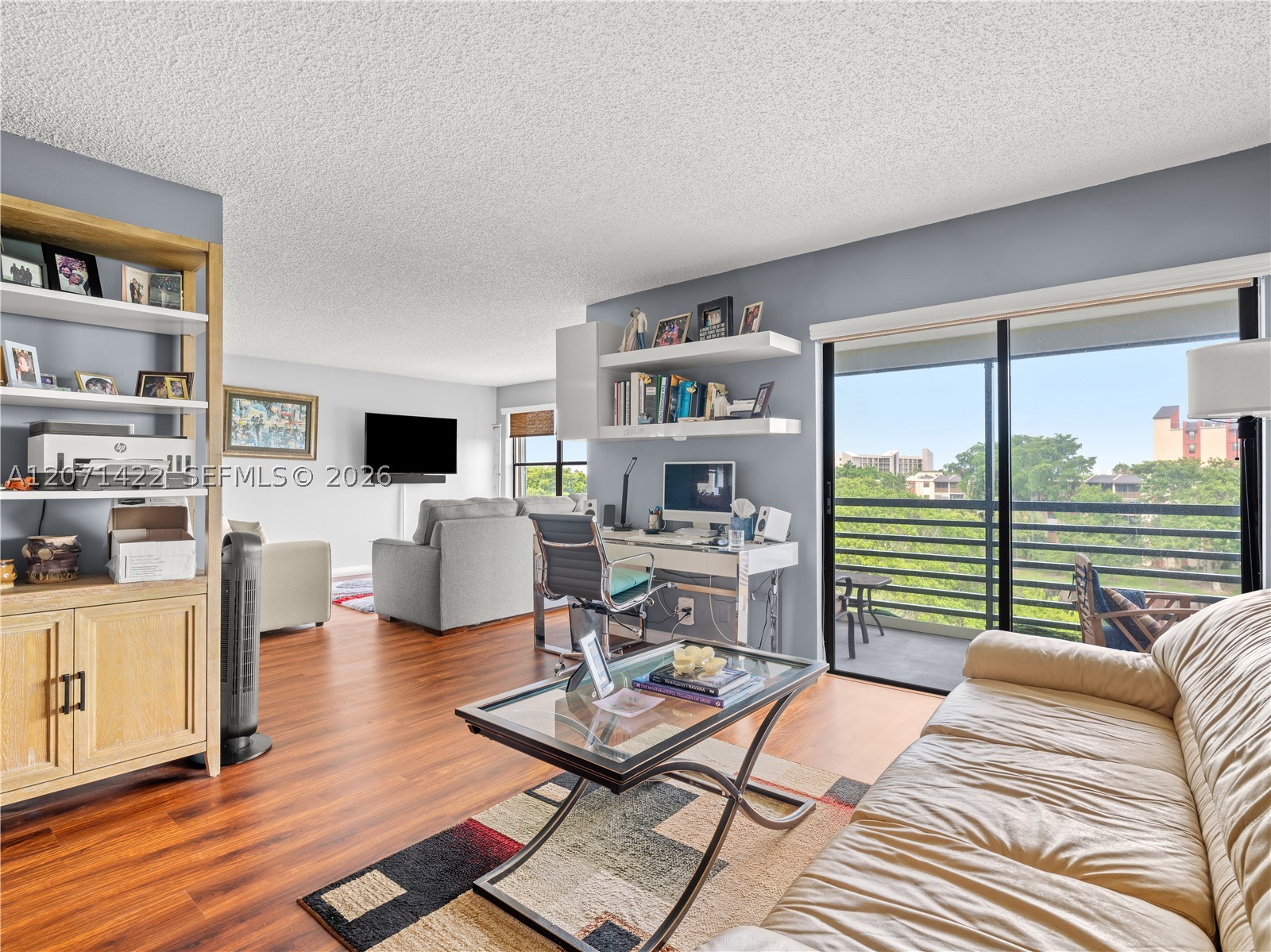 2314 S Cypress Bend 611 — photo