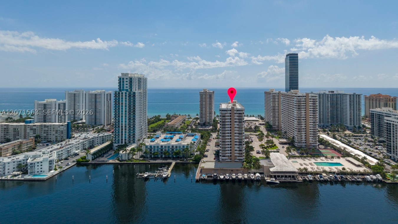 1965 S Ocean Dr 14B — photo