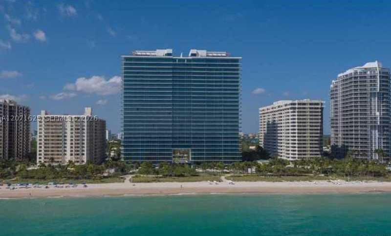 10201 Collins Ave 805 — photo