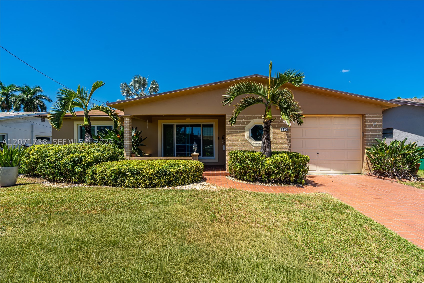 1424 Nautilus Isle — photo