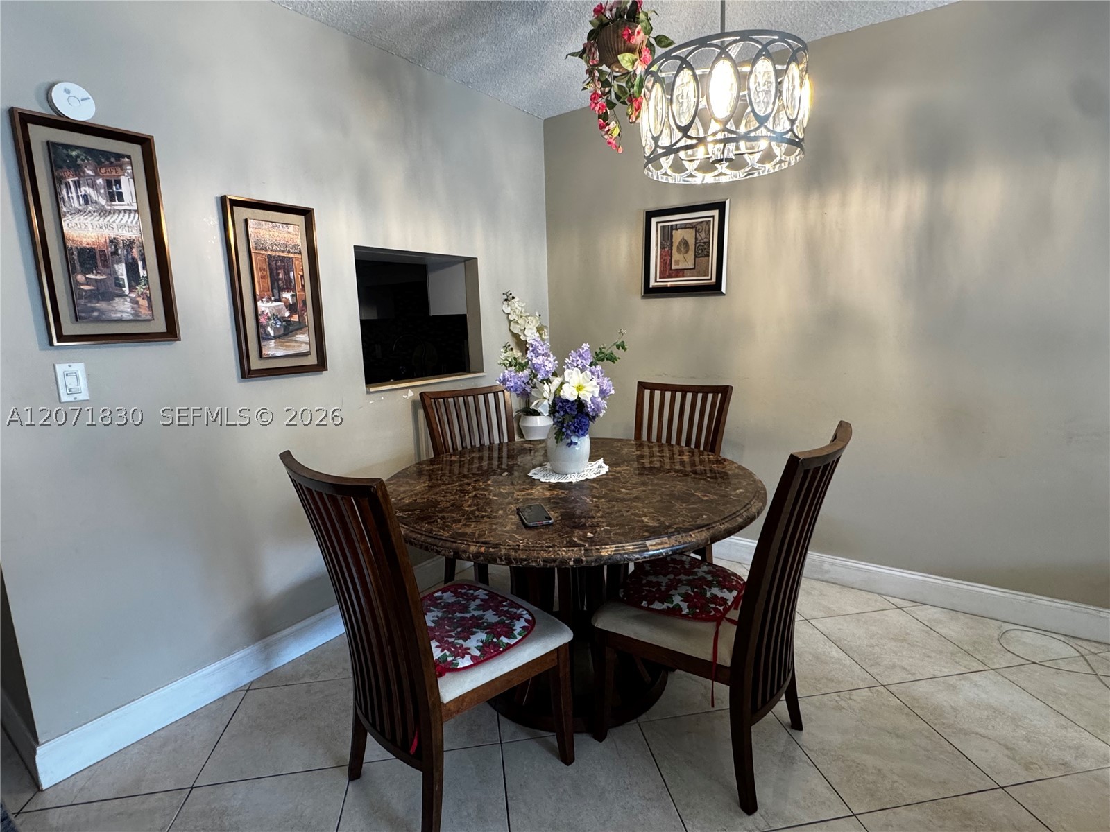 1000 Hillcrest Ct 214 — photo