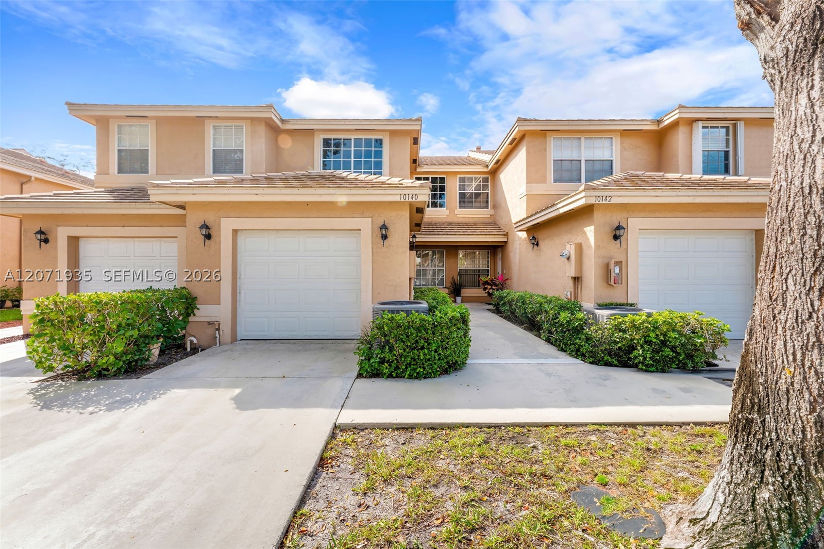 10140 Royal Palm Blvd 402-B — photo