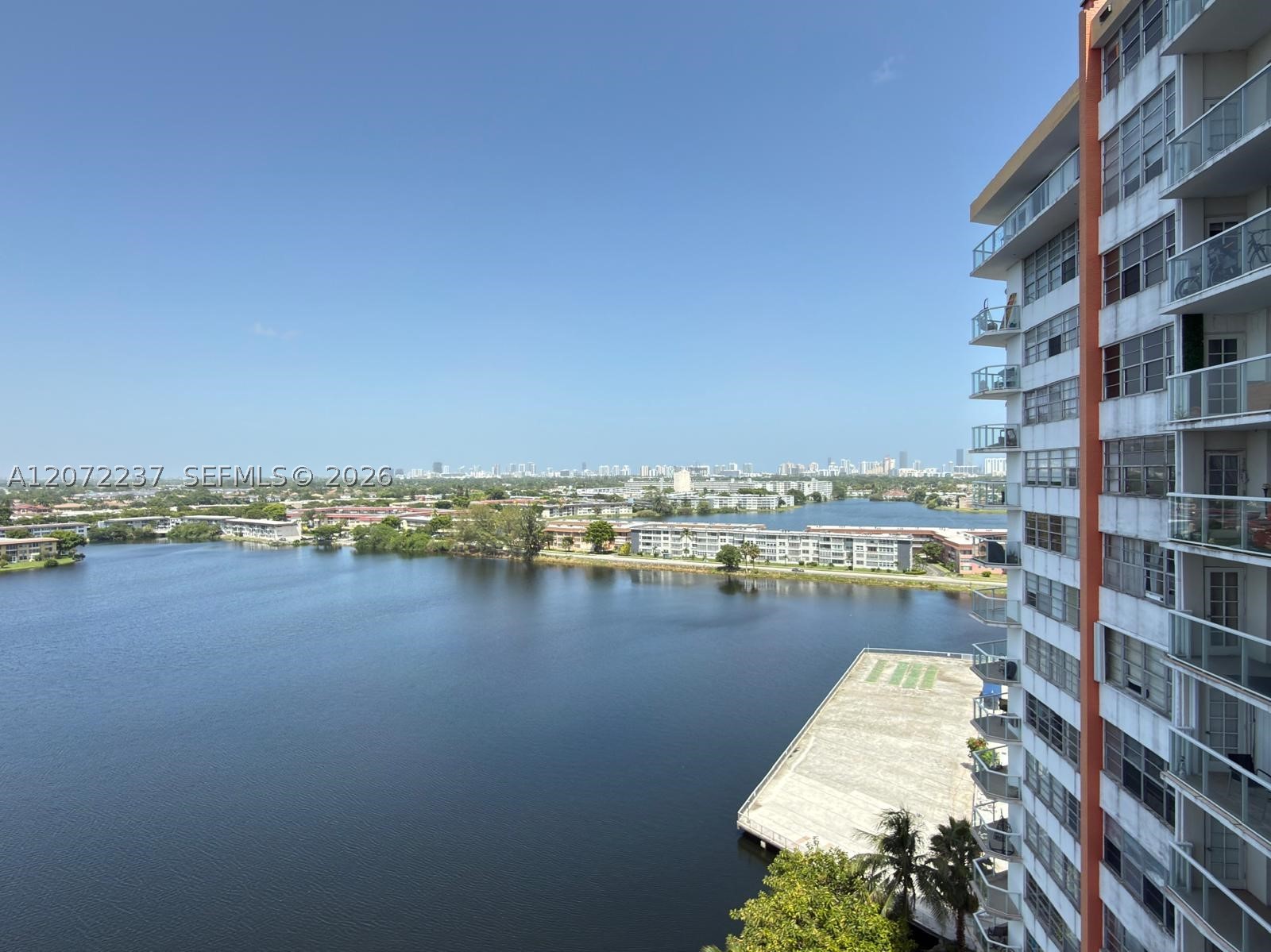 1301 NE Miami Gardens Dr 1404W — photo