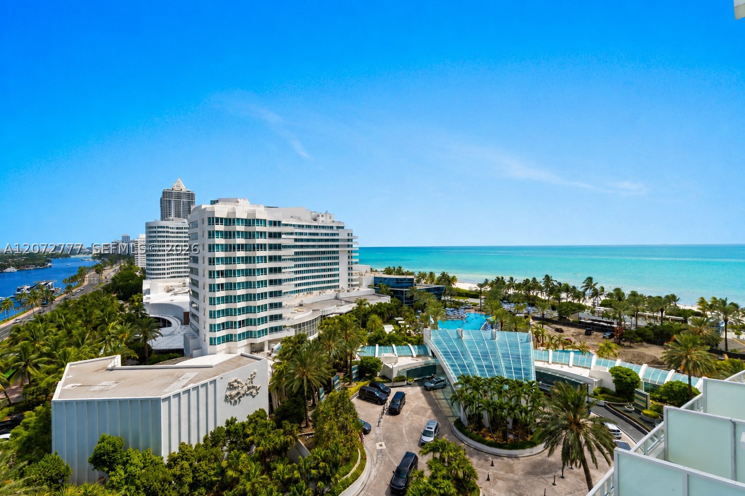 4401 Collins Ave 1115 — photo