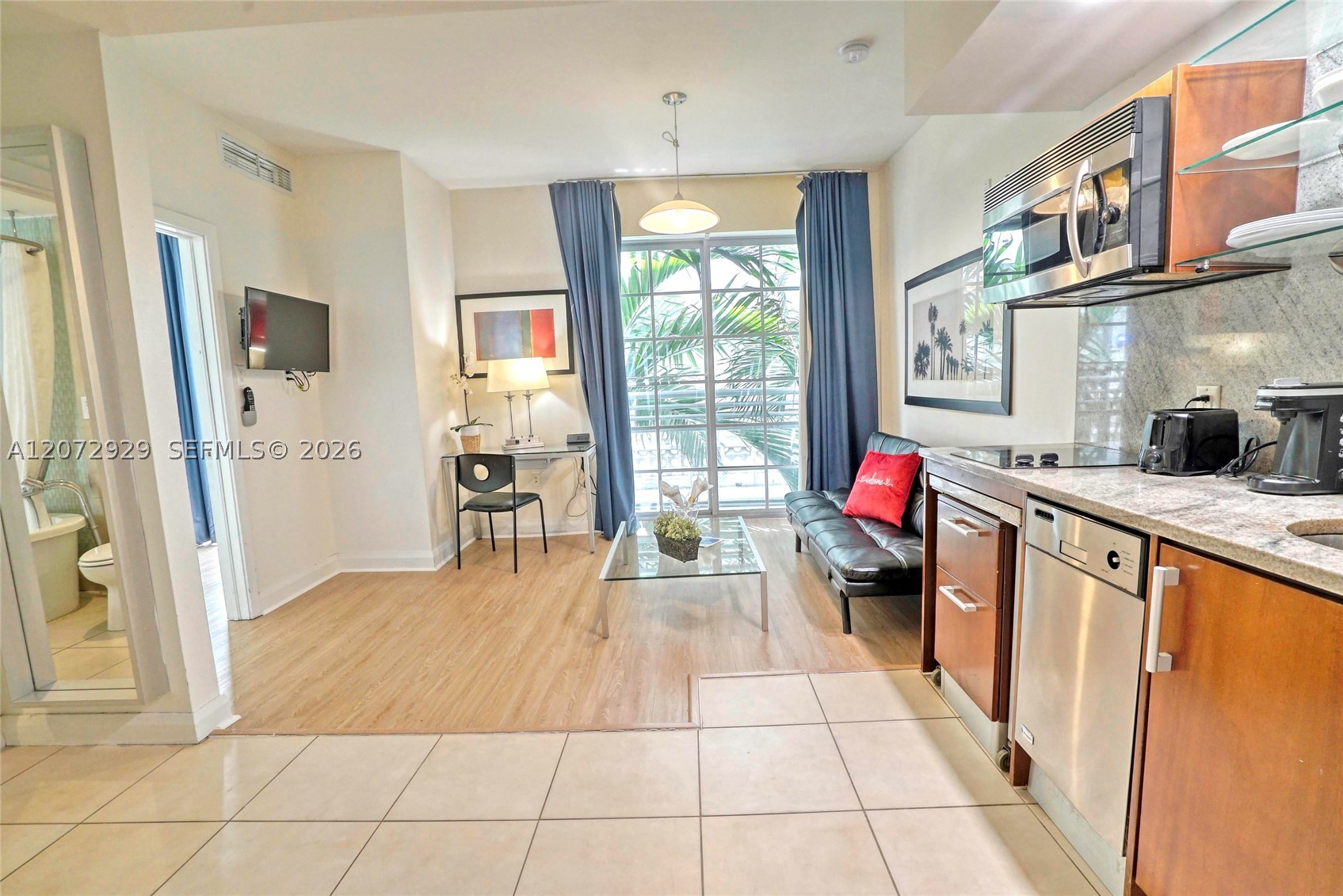 1036 Ocean Dr B202 — photo