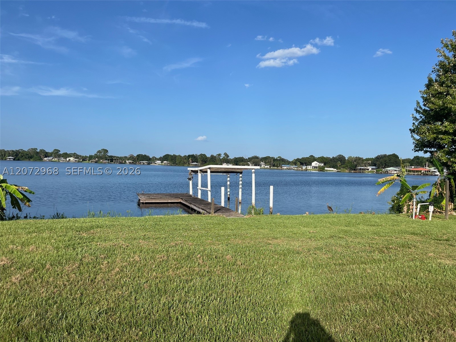 1052 Lake Carrie Dr — photo