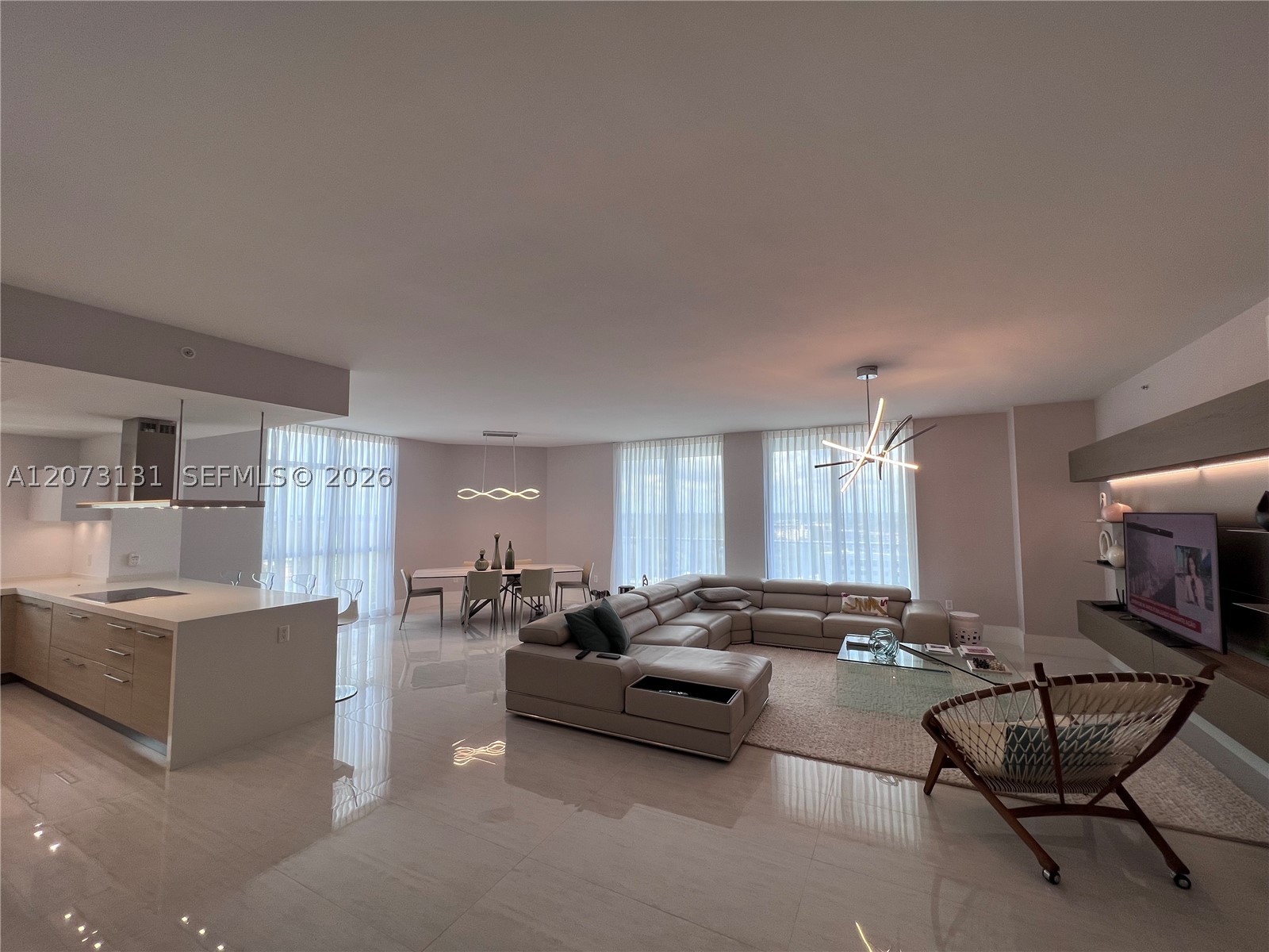 17301 Biscayne Blvd 1402 — photo
