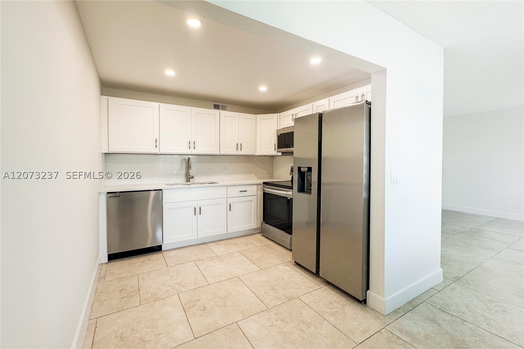 382 Wellington K 382 — photo