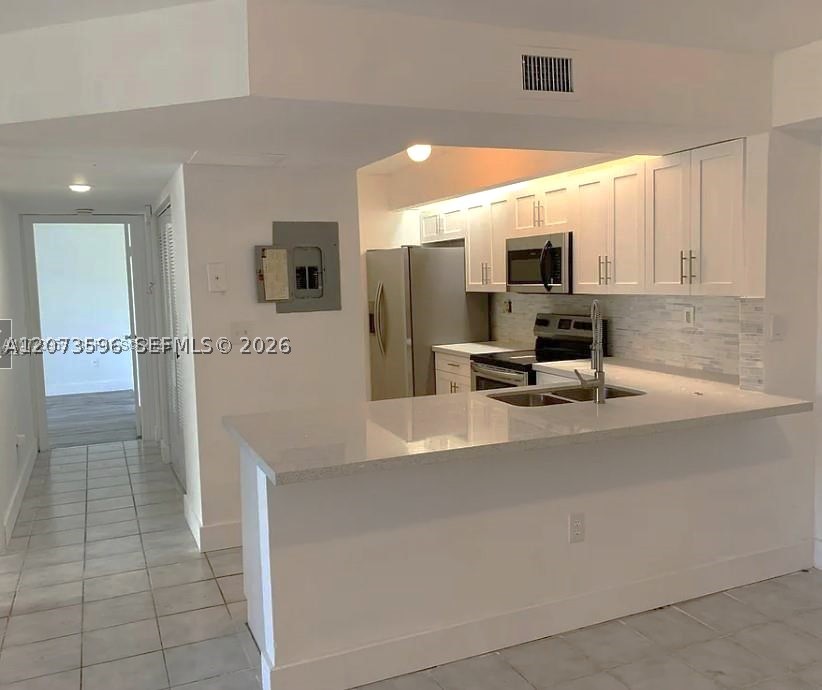 8670 SW 212th St 105 — photo