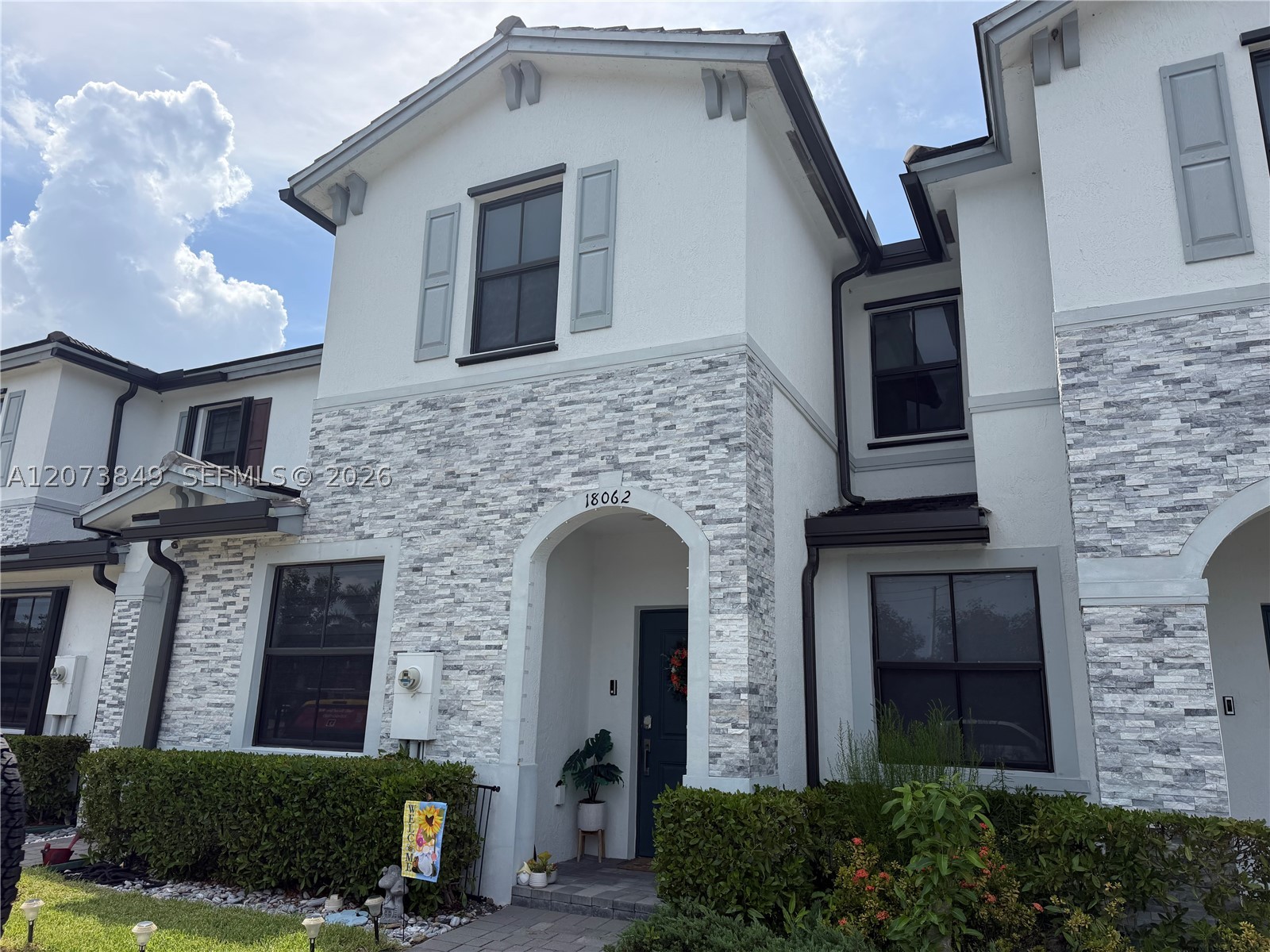 18062 SW 147th Ct — photo