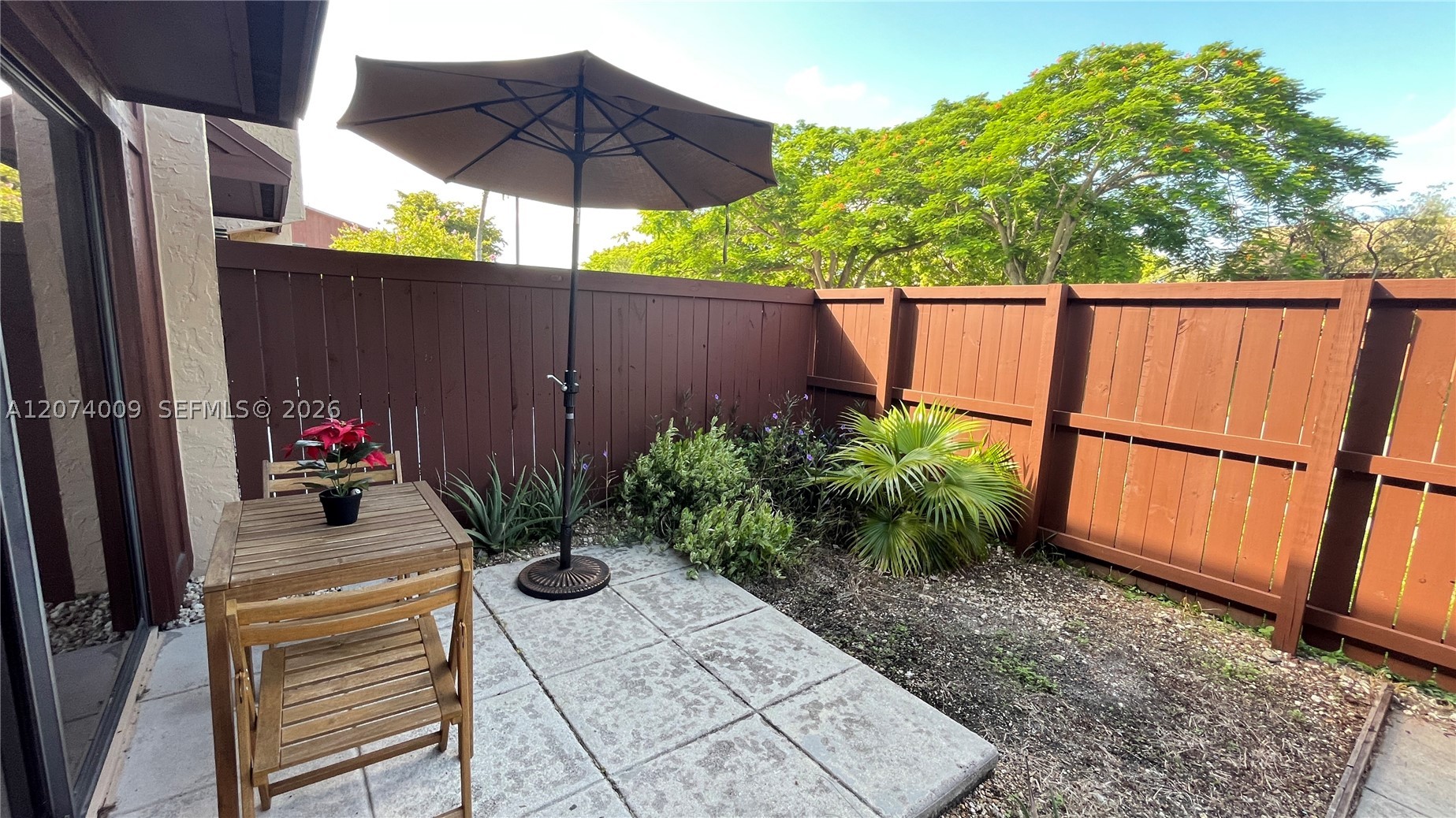 11507 SW 64th St G — photo