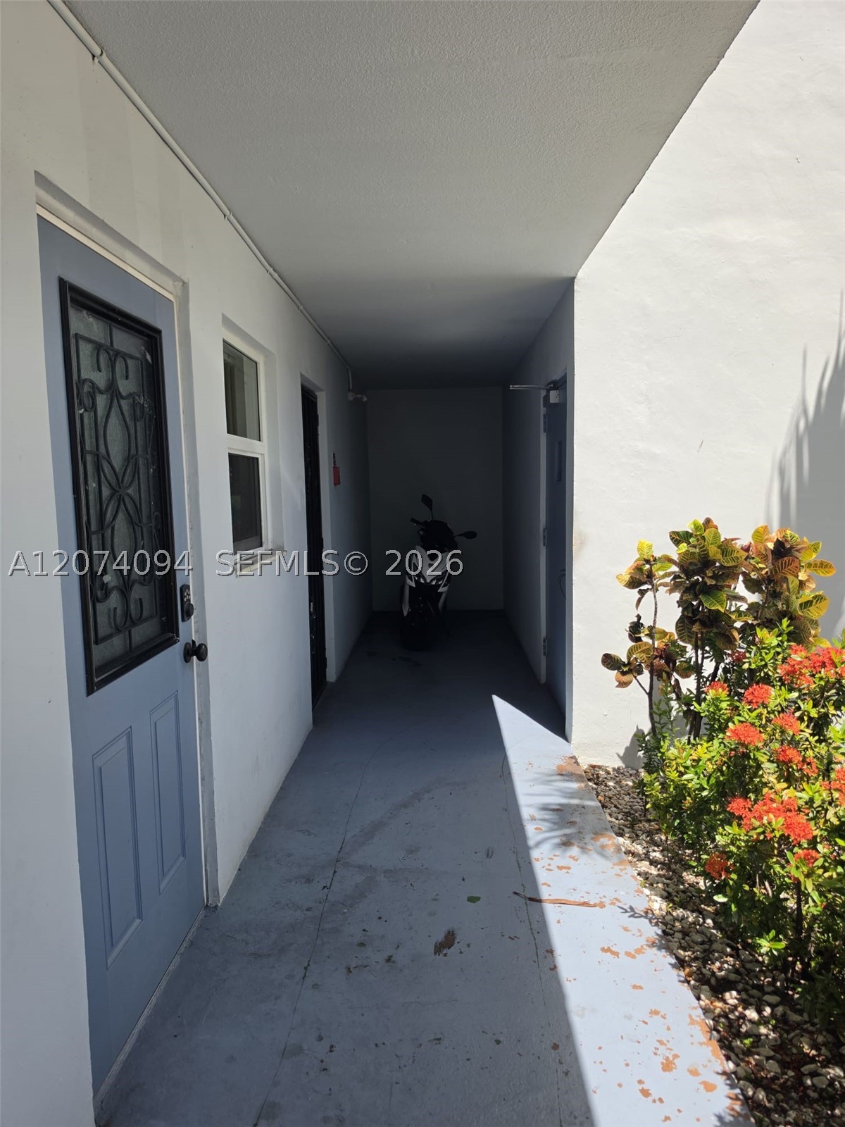300 NE 12th Ave 108 — photo