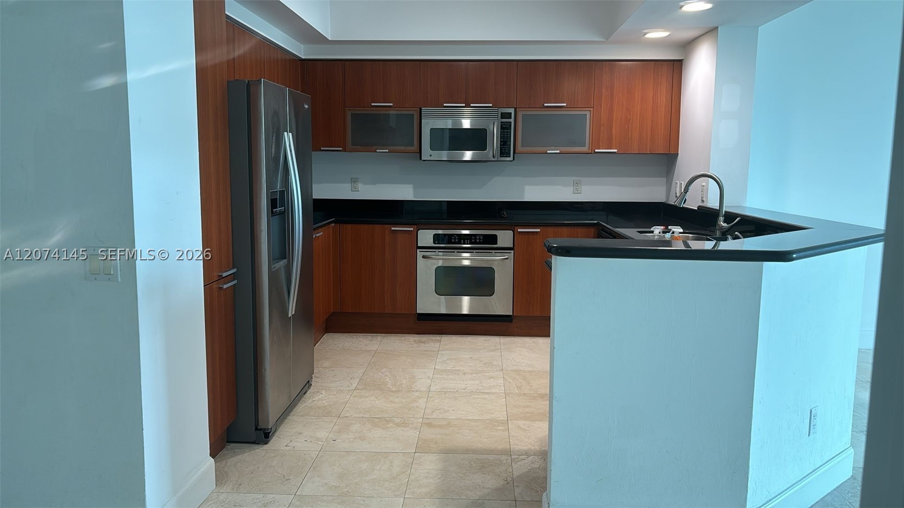 14951 Royal Oaks Ln 702 — photo